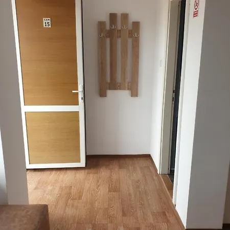 Iris Hotel